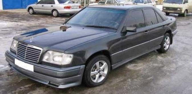 Пороги Mercedes-Benz W124 AMG Style 1985-1995 г.в.