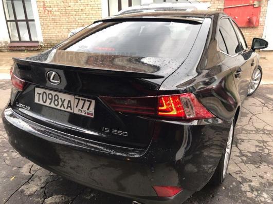 Спойлер + козырек LEXUS is250 2 (под покраску)