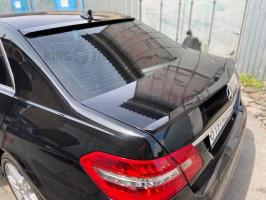 Спойлер + козырек Mercedes w212 (под покраску)