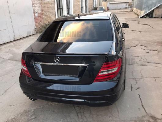 Спойлер + козырек Mercedes w204 дорест (под покраску)