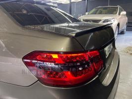 Спойлер + козырек Mercedes w212 рест (под покраску)