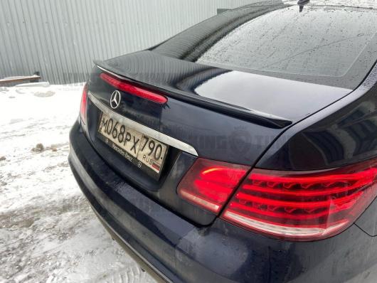 Спойлер + козырек Mercedes w207 (под покраску)