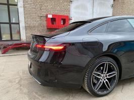Спойлер + козырек Mercedes w238 (под покраску)