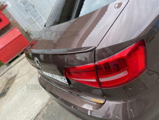 Спойлер + козырек VW Jetta 6 (под покраску)