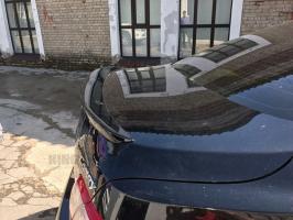 Спойлер + козырек Toyota Camry 40 (под покраску)