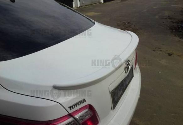 Спойлер на багажник Toyota Camry 40 2006-2011
