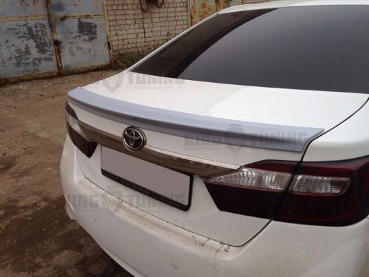 Спойлер  Моделиста на багажник Toyota Camry 50
