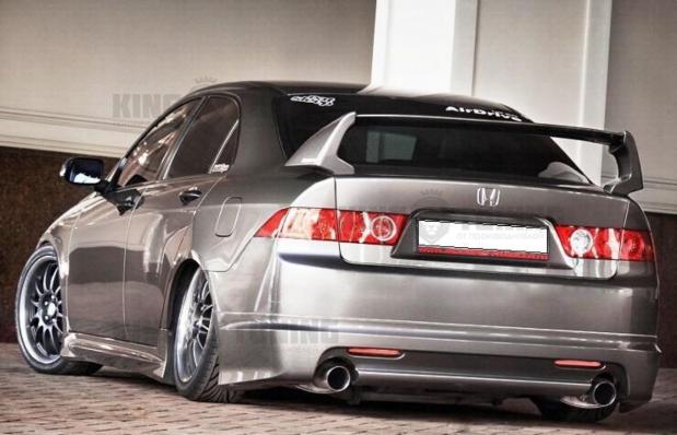 Накладка на задний бампер Mugen для Honda Accord 7