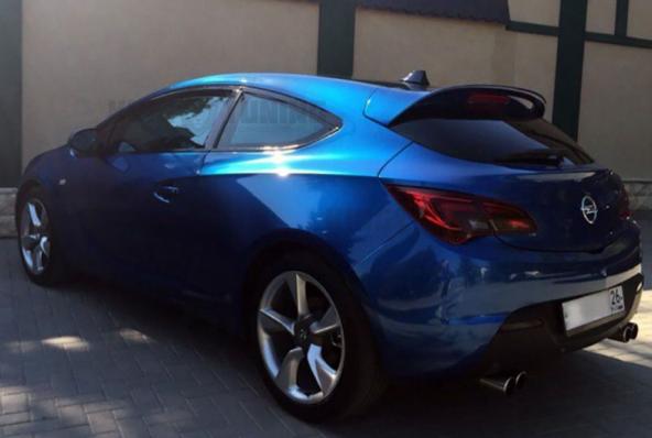 Спойлер DuckTail для Opel Astra J GTC