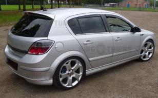 Накладка на задний бампер OPC Line для Opel Astra H 5D